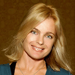 Erika Eleniak